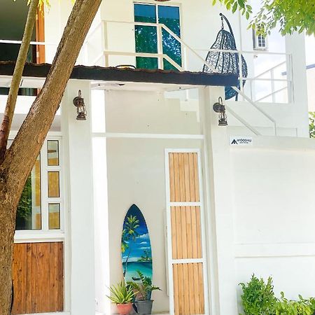 Moodhu Surf House Hotell Himmafushi Eksteriør bilde