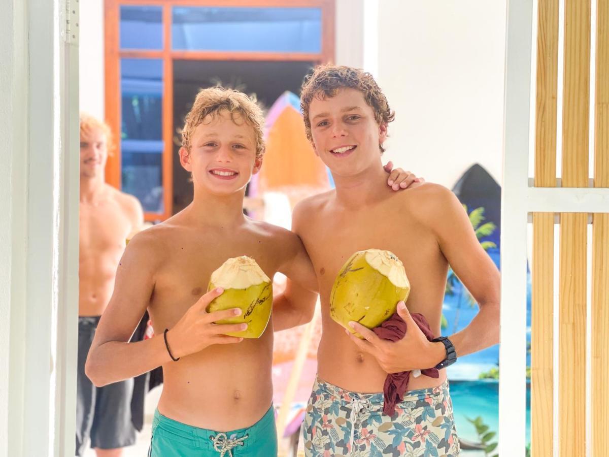 Moodhu Surf House Hotell Himmafushi Eksteriør bilde